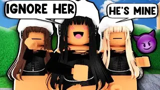 I Found CREEPY TRIPLETS That Were FIGHTING OVER ME, So I DID THIS... (Murder Mystery 2)