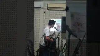 Asik juga Perpisahan versi akustik. Bikin album akustik apa yah? #live #ppb #karma #lagumu #cover