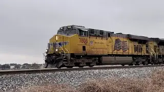 HORN SHOW ALERT! Union Pacific 7808 C45ACCTE and 8416 SD70ACe Freight Train in Sugar Land, TX.