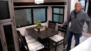 2022 Venture RV SportTrek Touring Edition STT333VMI Luxury Travel Trailer Interior