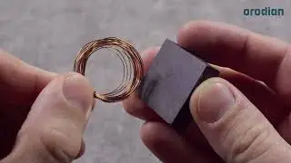 ⚡ Jak vyrobit elektřinu? Stačí nám magnet a cívka.