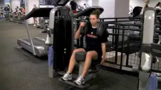 Демонстрация вращения туловища в Techno Gym
