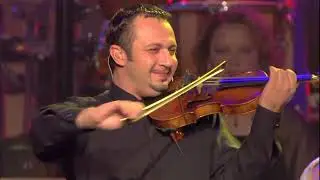Yanni Live. the Concert Event in Mandalay Bay. Las Vegas. 2006