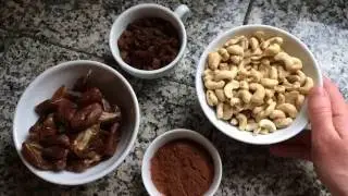 Chocolate Energy Balls
