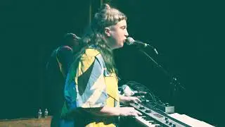 Casquette dans la quiche - Les dauphins vivent en Italie LIVE (Le Vecteur Charleroi 23/06/2024)