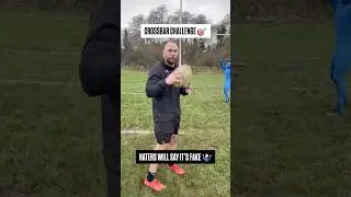 Он никогда не промахивается 🤷🏻&zwj;♂️🐐😂 #Rugby #TheRugbyGuy #Trickshot