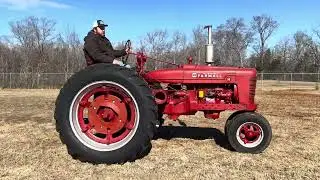 Lot 65 - Farmall H - Tractor Brown's Museum