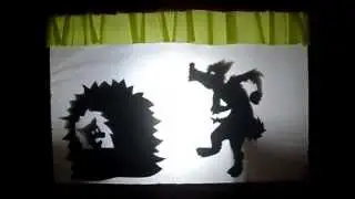 Os três porquinhos: teatro de sombras.