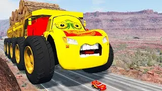 Giant LOGS DUMP TRUCK McQueen Eater VS Cars Lightning McQueen Escape Monster Beamng Drive