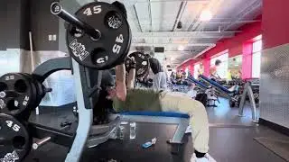 16 year old reps out 225 for 2