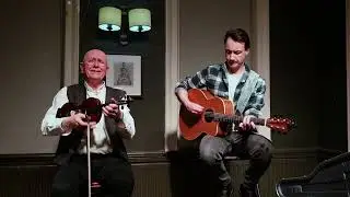 Tom McConville and David Newey at The Bridge Folk Club &ndash; Clementine (Svavar Knutur)