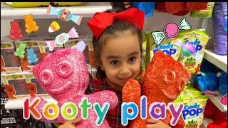 Candy Store Shopping 🍬 IT'S SUGAR  | Videos For Kids