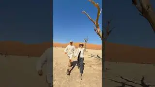 Deadvlei walk #namibia #deadvlei #africa #desert #dunes #soussusvlei #travelcouples