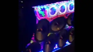 Rol&ecirc; de golf com as portas abertas tocando Um Piao - MC Don Juan, MC Hariel e MC Kadinho #shorts