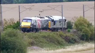 The Smurf train, Europhoenix Class 91 + 37901 &lsquo;Mirlees Pioneer&rsquo;.