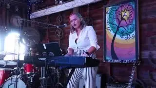 MACEY BUTCHKO EVERYBODY KNOWS @ BOCK'S JUKEJOINT BOCKTOBERFEST 2021