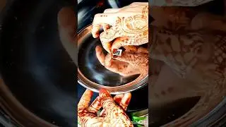 How to Remove Stickers from New Stainless Steel 👍😊#kichenhacks #indiantips #relatable #tricks #short