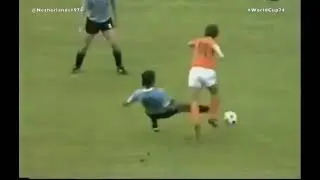 3 moments of Johan Cruyff technique, acceleration, vision #WorldCup74