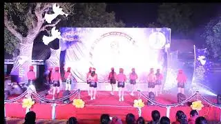 quà tặng giáng sinh dân vũ