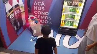 Ganando un refresco en la friki fest 2025