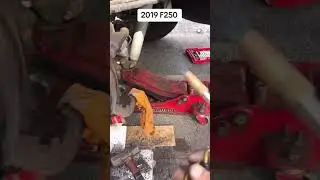 How to service a brake bracket #automobile #automechanic #carpart #brakerepair