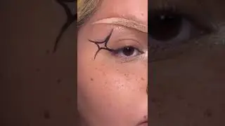 Save this for graphic liner inspo #UD247 #Eyelinerreview #eyelinertutorial #eyelinerpen #shorts