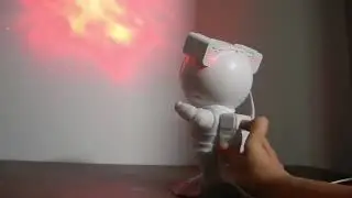 Vantone BT- 012- 02 astronaut galaxy projector