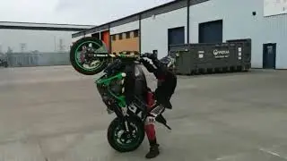 On Any Sunday UK Stunt Riding  (Zack Hemsey. See what I've become) Turn Quality Up!!