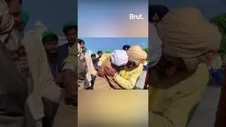 The Incredible Moment Two Brothers Separated By Partition Were Reunited