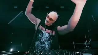 Neon Graveyard play at Toxicator Mannheim💣🔥
