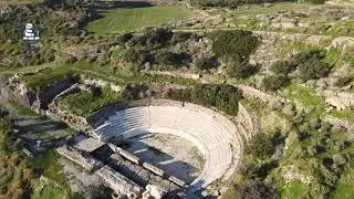 Milos ancient Theatre, Winter flights  &Alpha;&rho;&chi;&alpha;ί&omicron; &theta;έ&alpha;&tau;&rho;&omicron; &Mu;ή&lambda;&omicron;&upsilon;, &chi;&epsilon;&iota;&mu;&epsilon;&rho;&iota;&nu;έ&sigmaf; &pi;&tau;ή&sigma;&epsilon;&iota;&sigmaf;