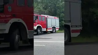 TLF 16/25 der Feuerwehr Kamenz-Wiesa auf Anfahrt zur TH1