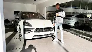 BUYING MY DREAM CAR FROM PORSCHE AT 26 (GTS)
