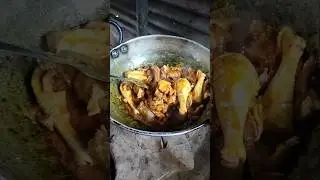 মাটির চুলায় দেশি মুরগির ভুনা#shorts #popikitchenwithv #ayeshavilla #video #animation