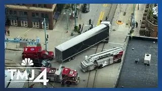 Pedestrian struck, killed by semi near Milwaukee Public Market