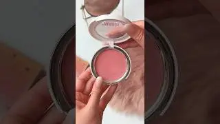 Makeup by Mario Soft Pop Plumping Blush Veil - Pinch Me Pink #swatches @makeupbymario