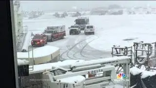 Delta Plane Skids Off Runway At LaGuardia Airport | NBC Nightly News