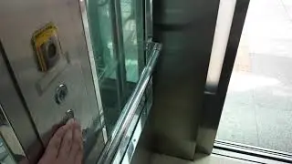 부산김해 경전철 박물관역 현대엘리베이터 탑사기 (김해홈플러스 방향)