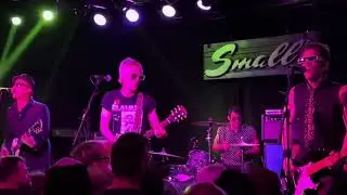 The Briefs - Rotten Love live at Small&rsquo;s in Hamtramck MI 10/10/25