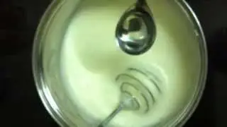 Đ&aacute;nh trứng bằng tay - How to beat egg without mixer #rubytastes