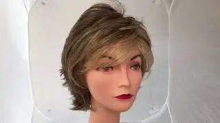 Trend setter by Raquel Welch in R13F25 praline foil