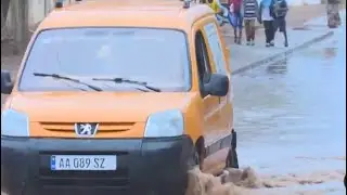 PR&Egrave; - hivernage - forte pluie la transformation d&rsquo;un pucine naturel &agrave; tambacounda