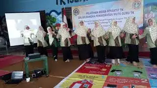 Gerak dan lagu : Aku Punya Baju Baru