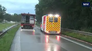 Lkw kracht auf Autobahn in Leitplanke: Hoher Sachschaden bei Unfall nahe Walldorf