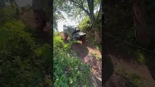 Land Rover defender backwards on hill off road #offroad