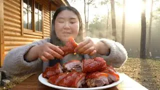 GIANT ROASTED PORK KNUCKLE 🍖 So Juicy & Tender!