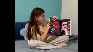 K-POP Demon Hunters The Official Poster Book 2025