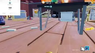 Playing Fortnite 1v1 viewers (pls dont cook me)
