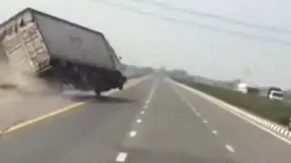 Truck Stunt(Close To Accident)Drunk Driver
