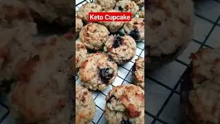 Easy Yummy Keto Cupcake in 10 mins #keto #ketodiet #ketorecipes #lowcarb #ketobaking #yummy #cupcake